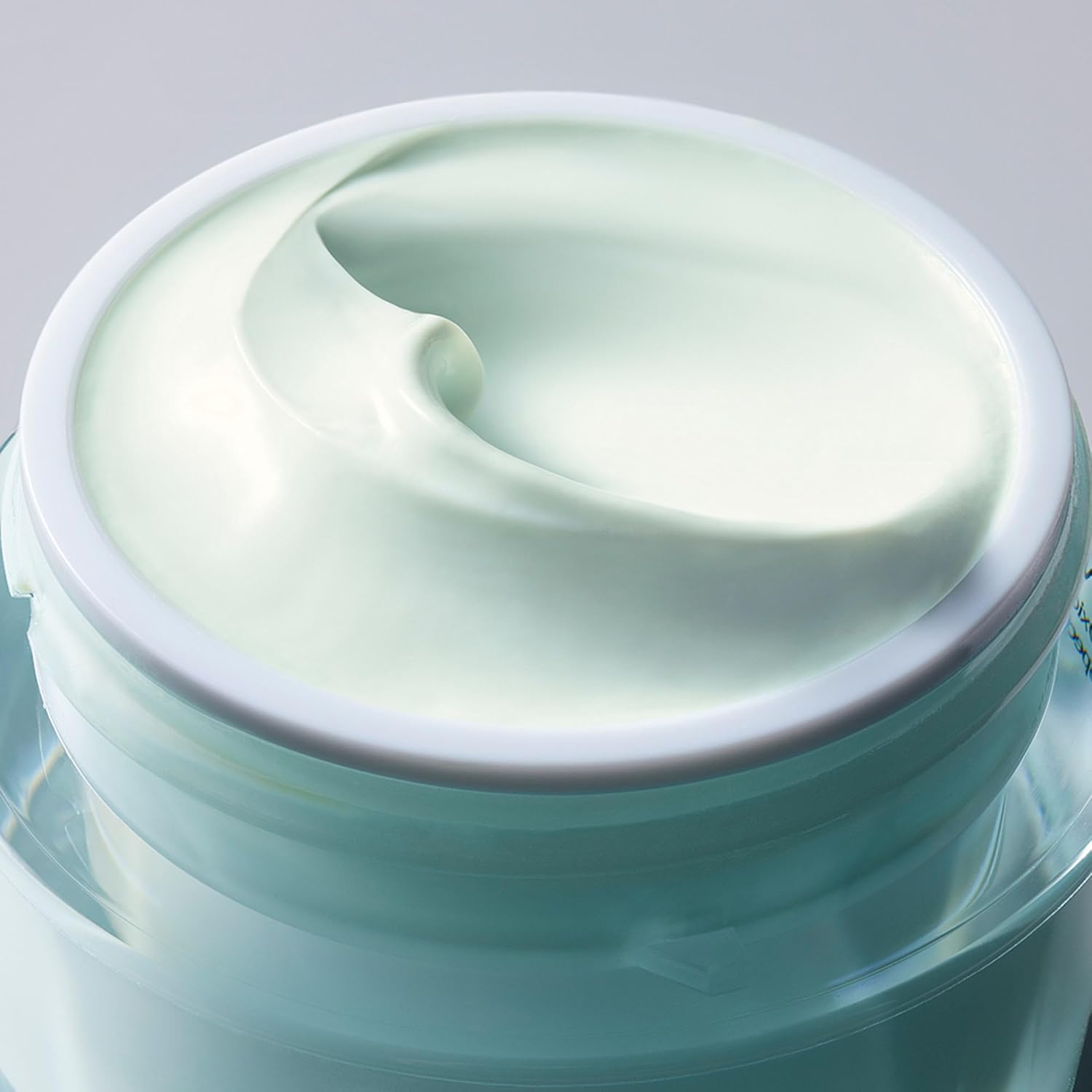Estée Lauder DayWear Multi-Protection Anti-Oxidant 24H-Moisture Cream SPF 15 | Anti-Aging Moisturizer | Face Cream