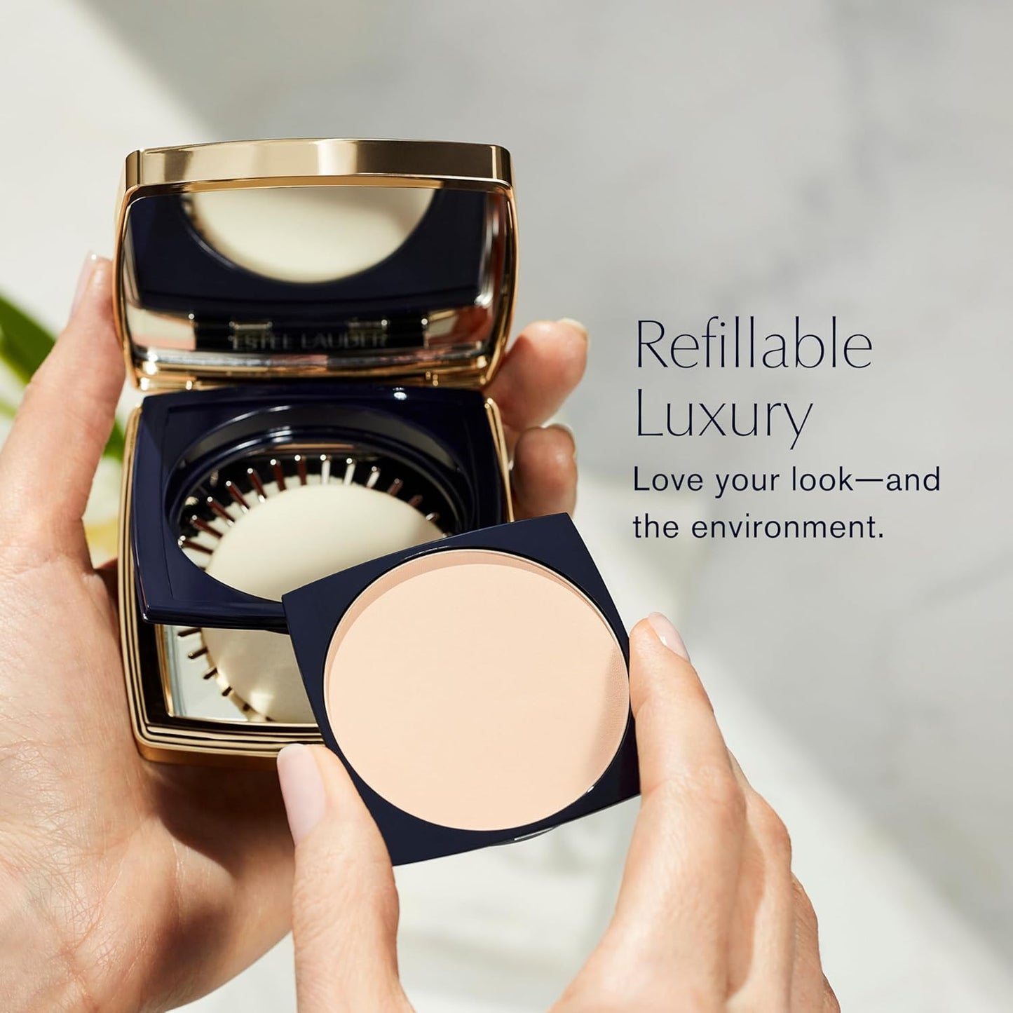 Estée Lauder Double Wear 12-Hour Stay-in-Place Matte Powder Foundation | Controls Oil & Shine, 0.39 Ounce