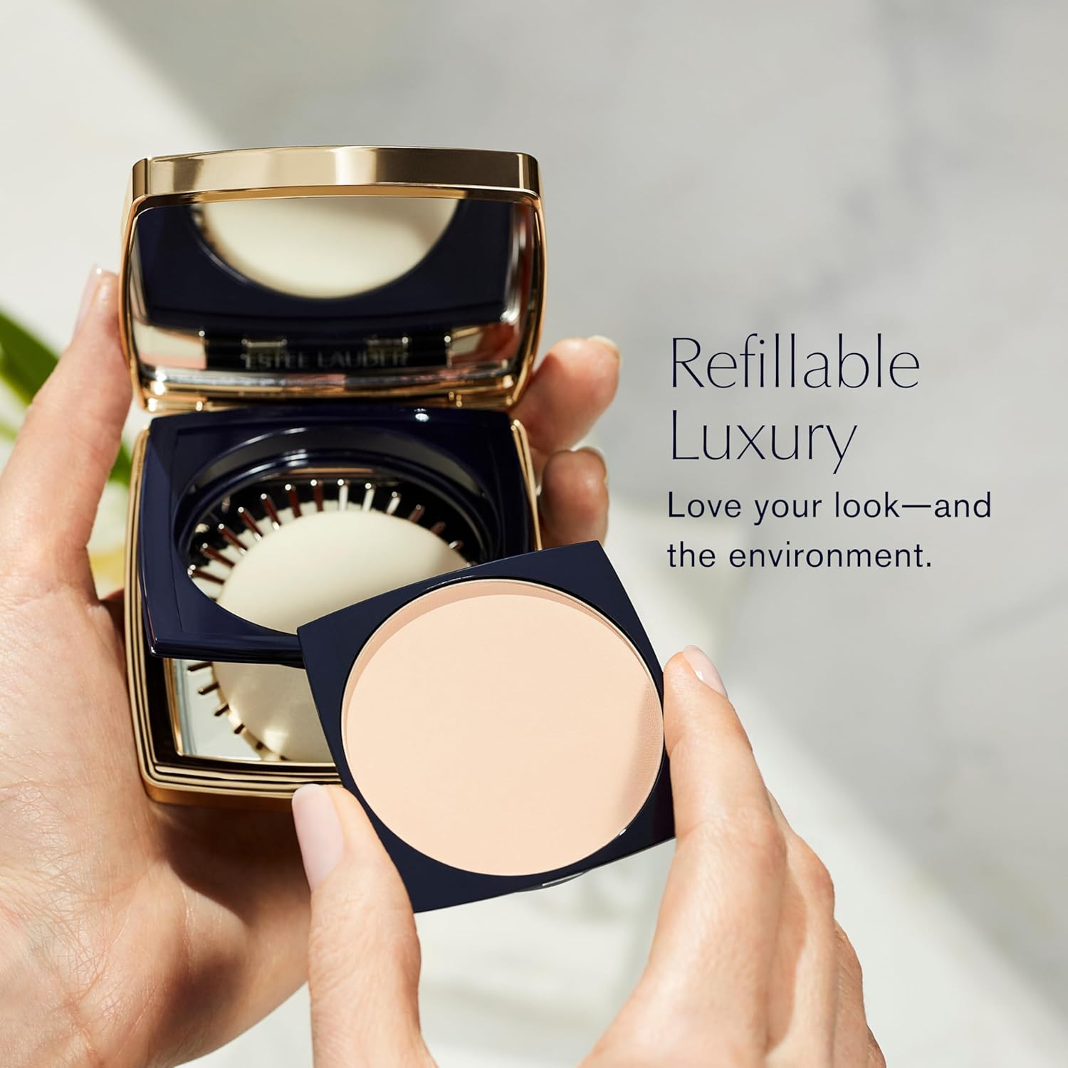 Estée Lauder Double Wear 12-Hour Stay-in-Place Matte Powder Foundation | Controls Oil & Shine, 0.39 Ounce